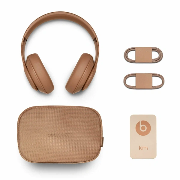 head phones beats studio pro (kim kardashian) dune